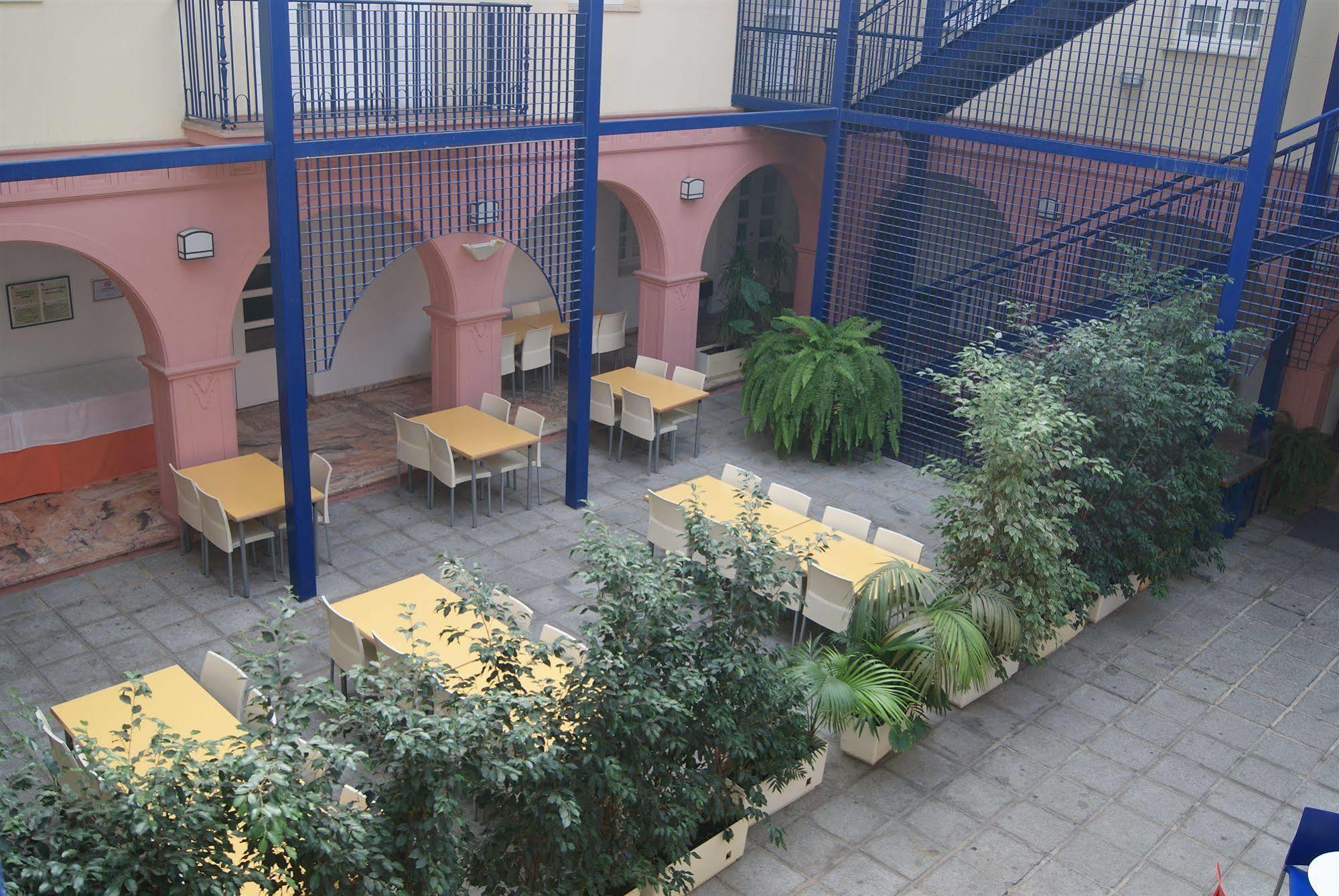 Albergue Inturjoven Huelva Bagian luar foto